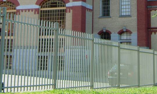 Barrière de sécurité piscine Classique, clôture à barreaux en